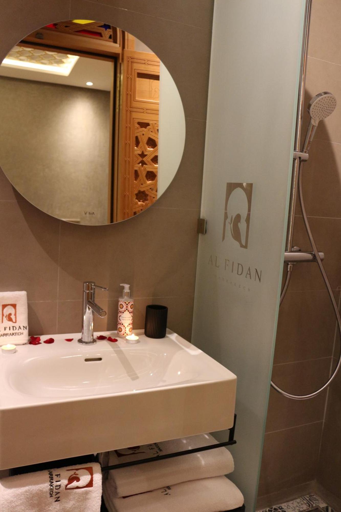 Al Fidan Guest house *