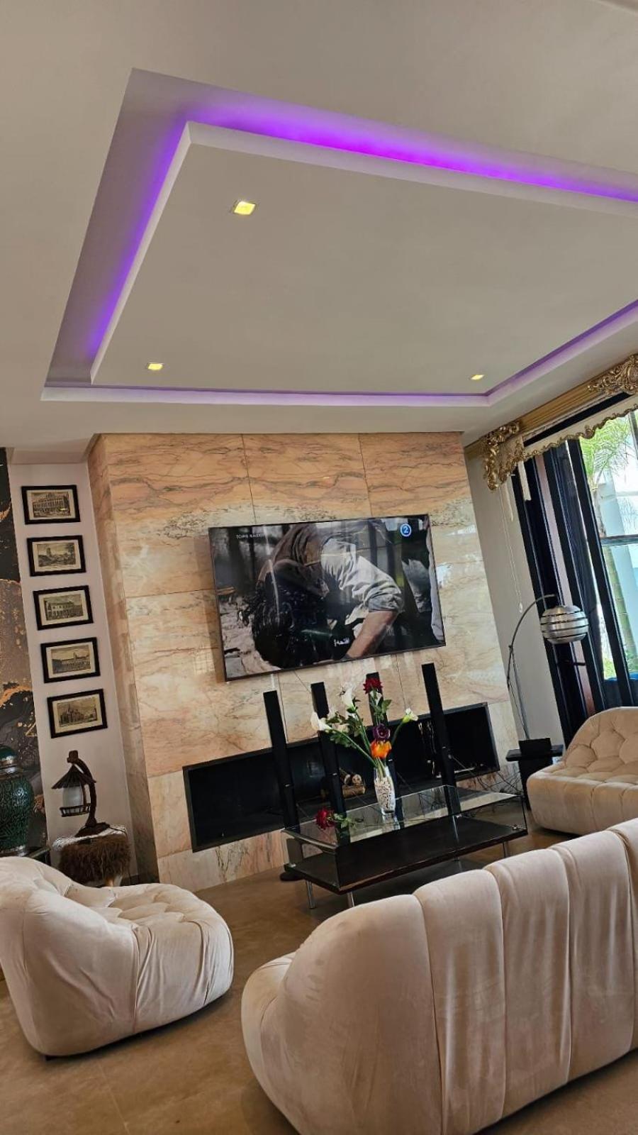 Luxury 5 Bedroom Large Villa
