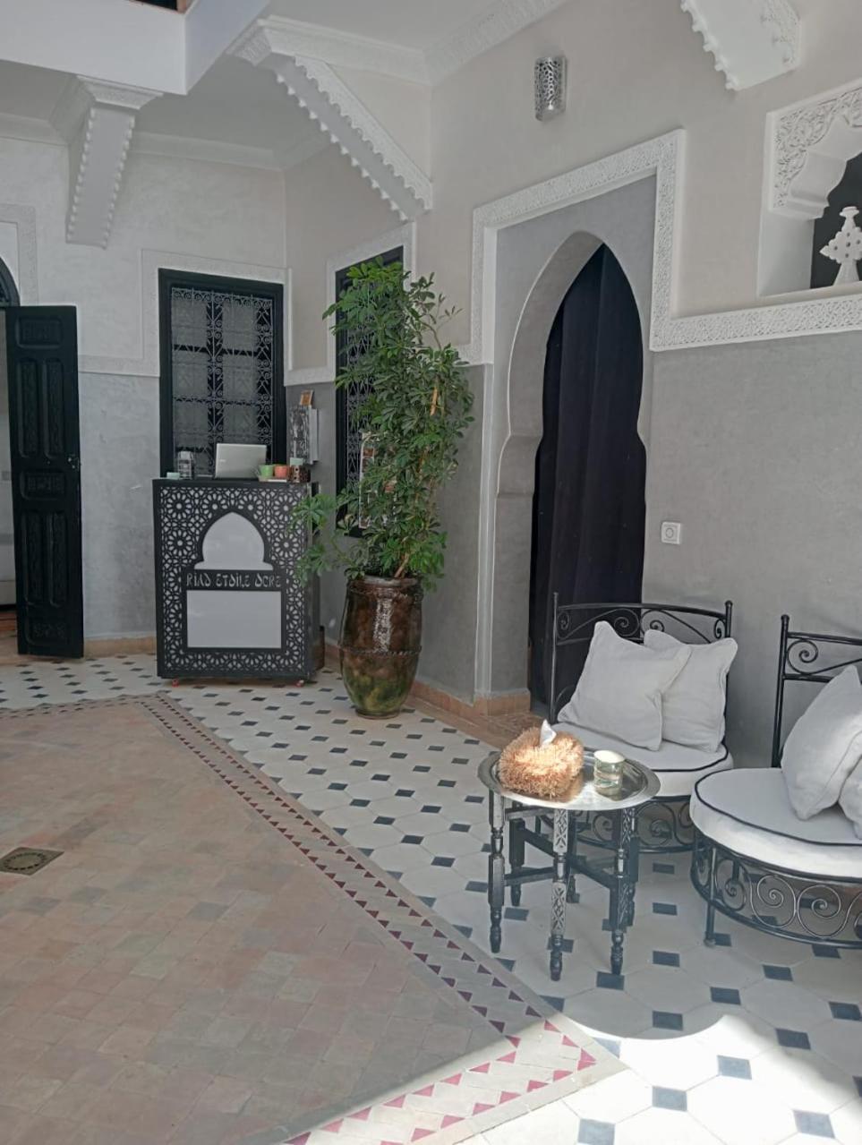 Le De L'etoile Ocre - Cotg * Marrakesh