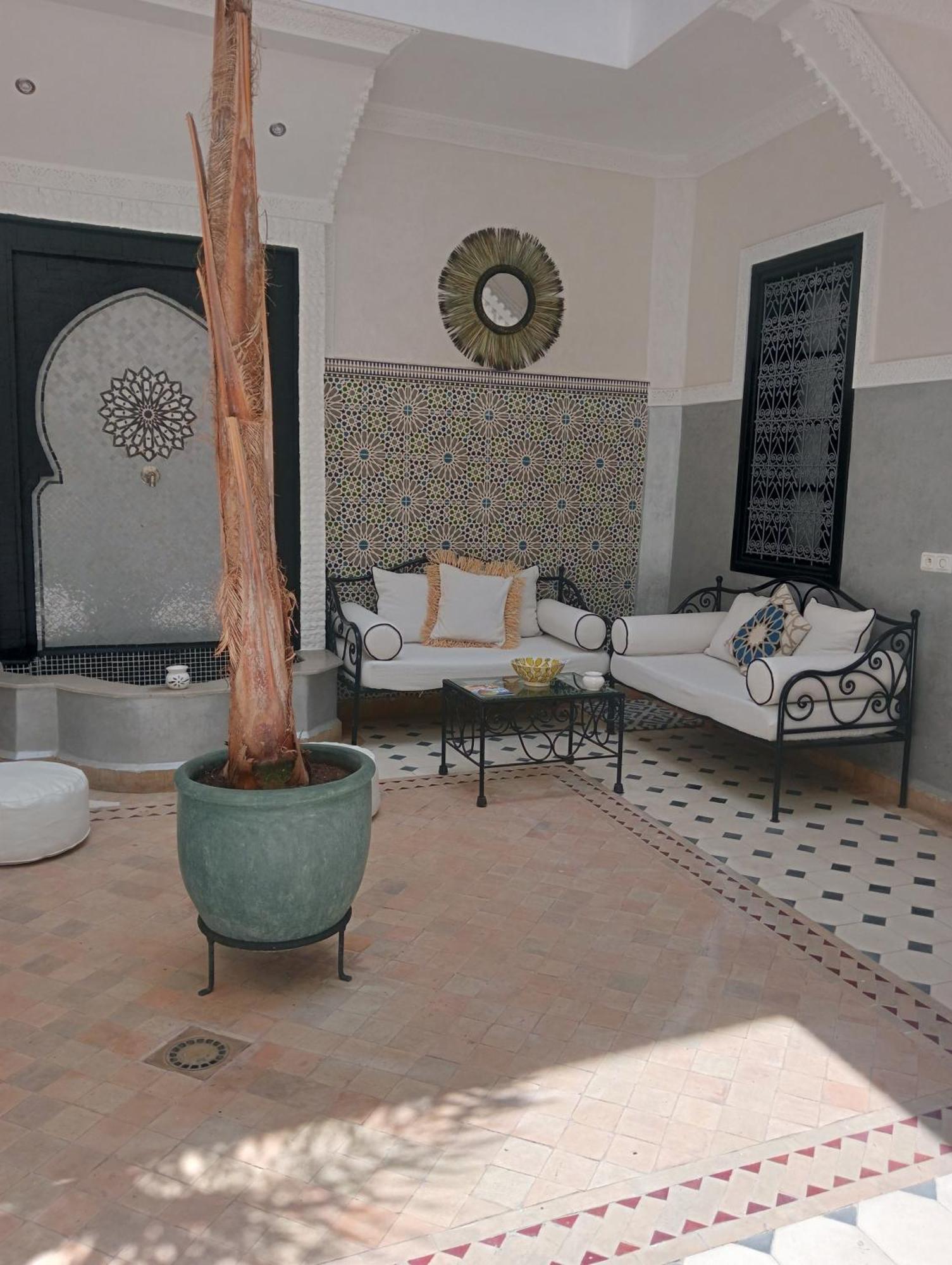 Le De L'etoile Ocre - Cotg Riad