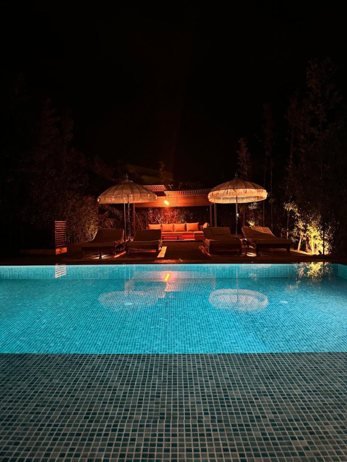 Panama - Heated Pool Marrakesh