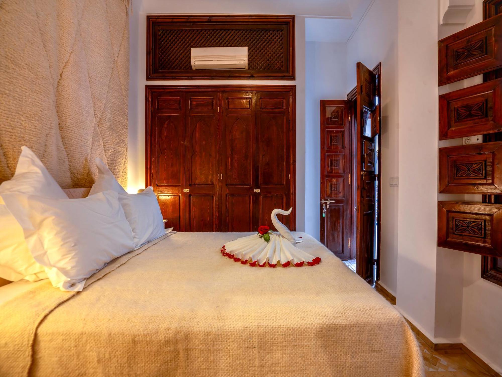 Kilimini Riad *