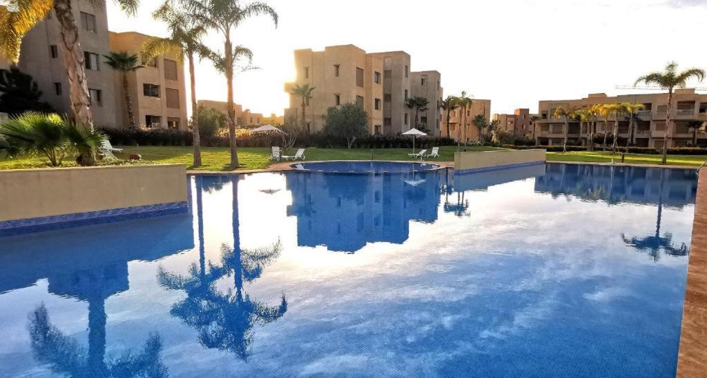 Apartment Jardins Et Piscine
