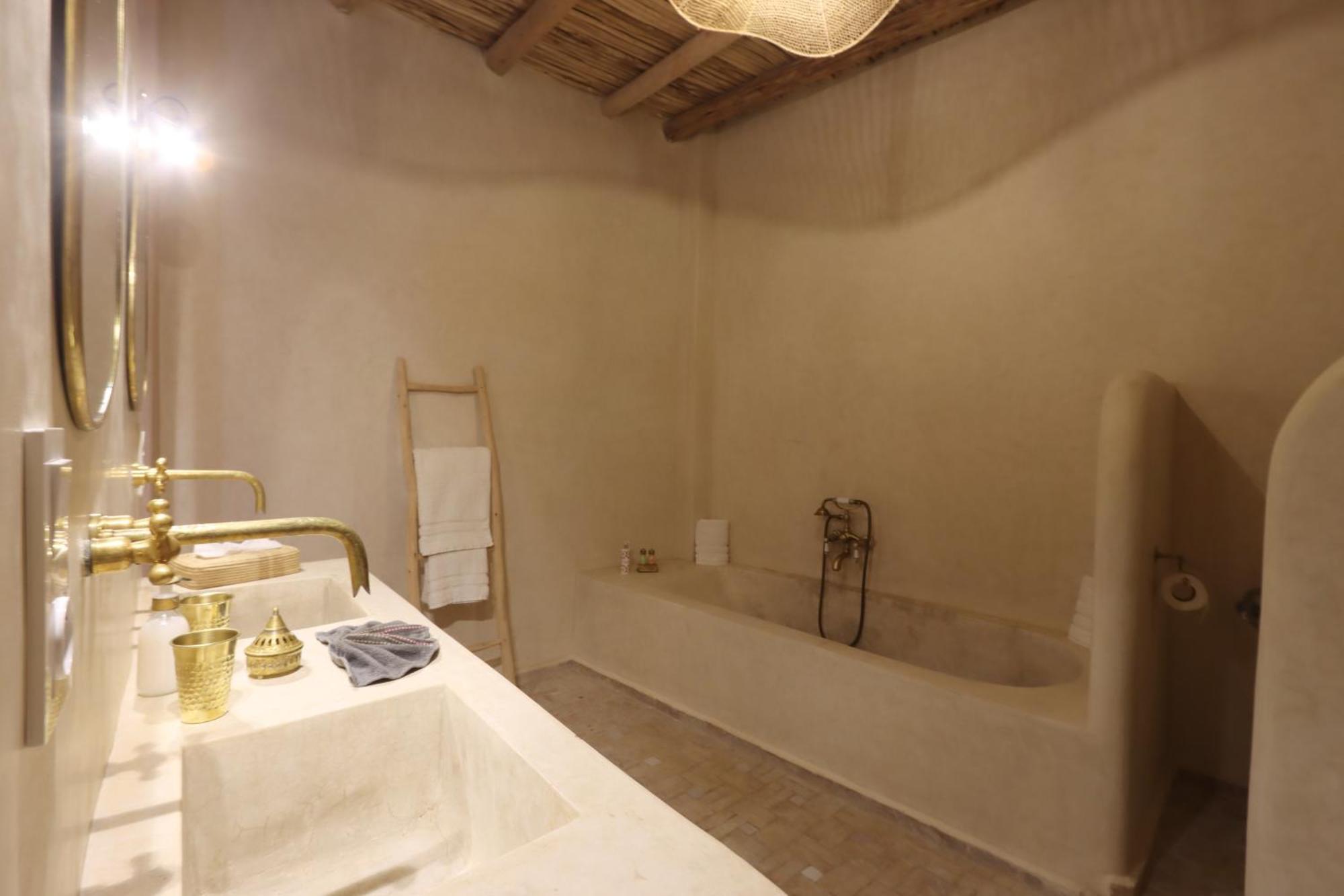 Riad Darchica *