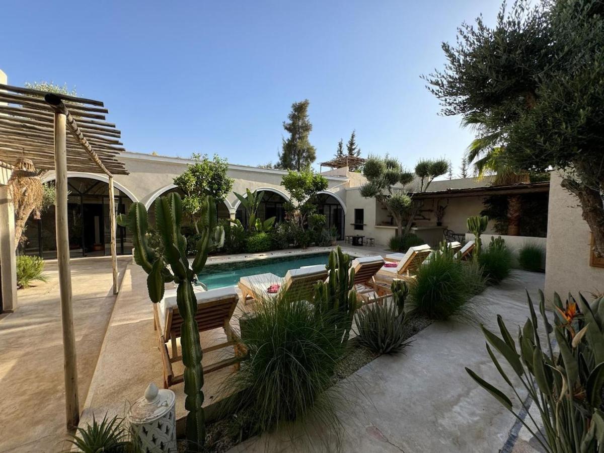 Run Marine, Elegant Private In Marrakech With Heated Pool Option