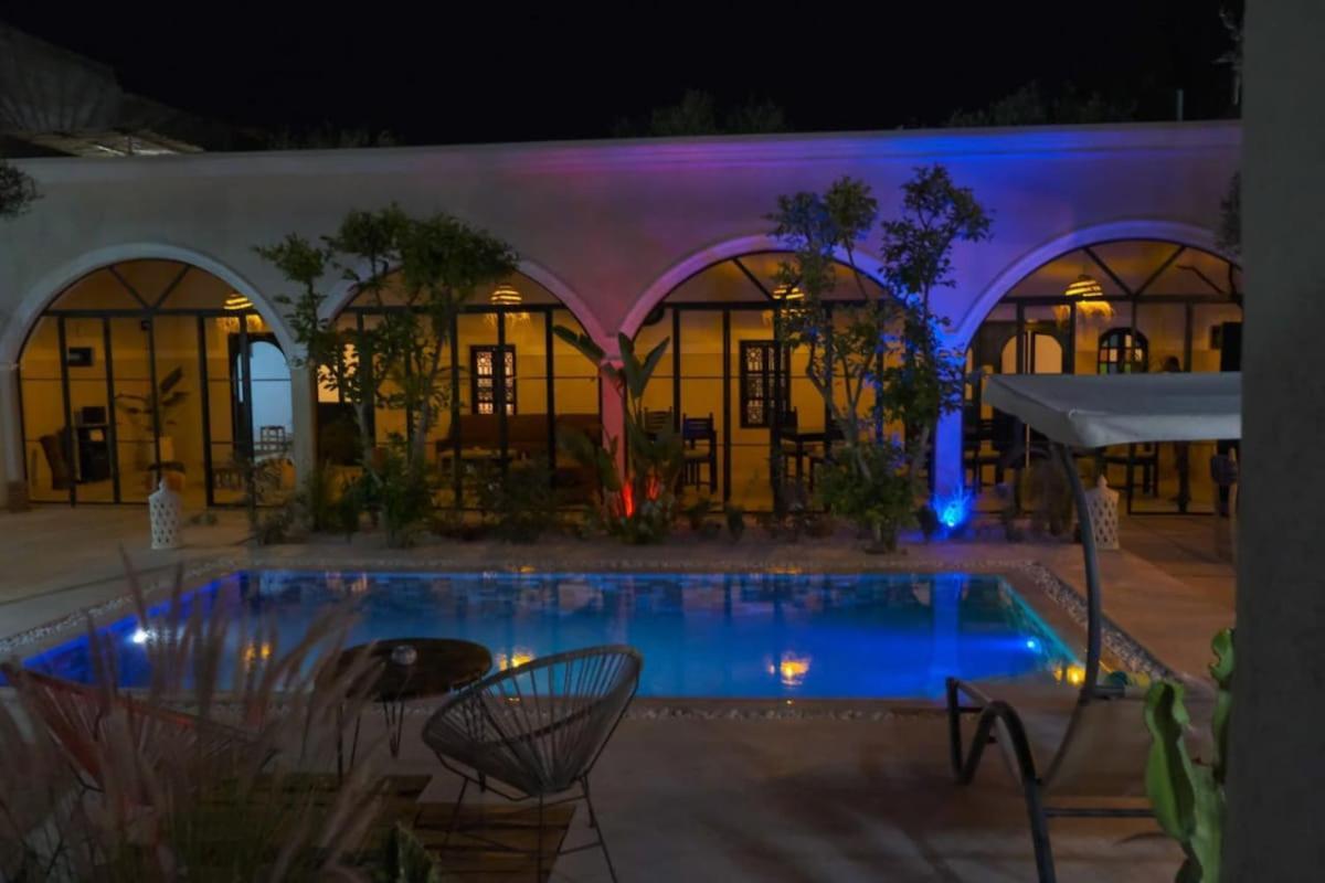 Run Marine, Elegant Private In Marrakech With Heated Pool Option