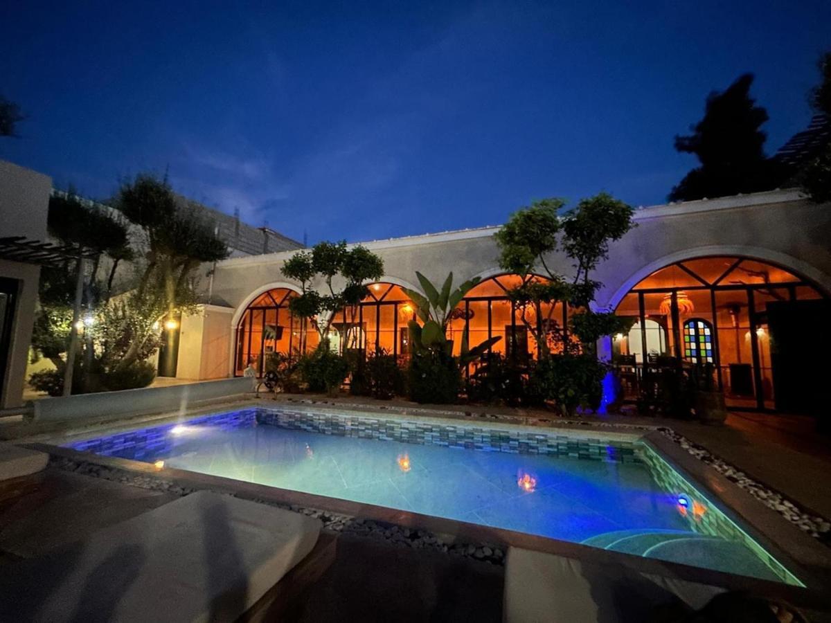 Run Marine, Elegant Private In Marrakech With Heated Pool Option Villa *