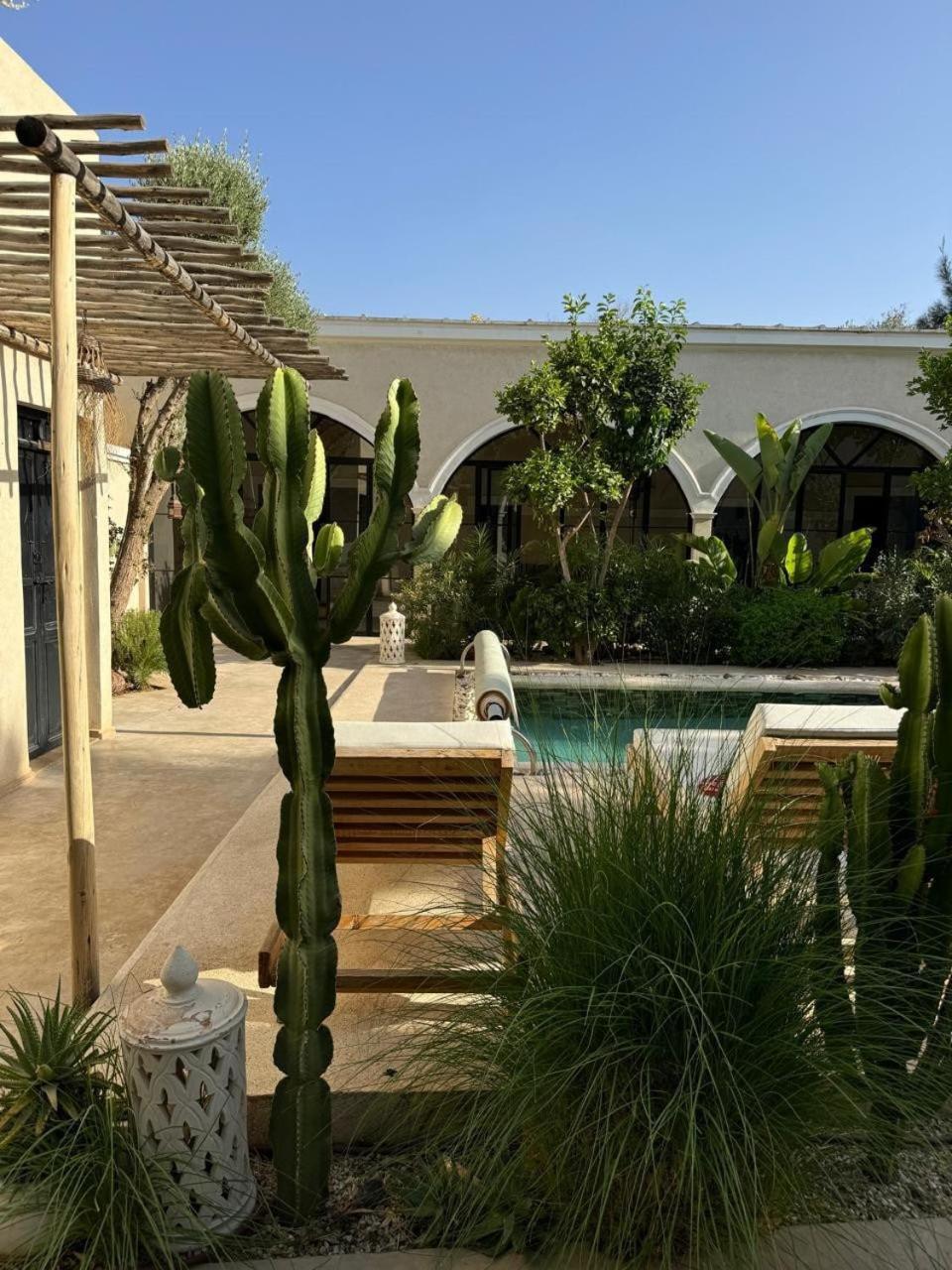 Run Marine, Elegant Private In Marrakech With Heated Pool Option Marrakesh