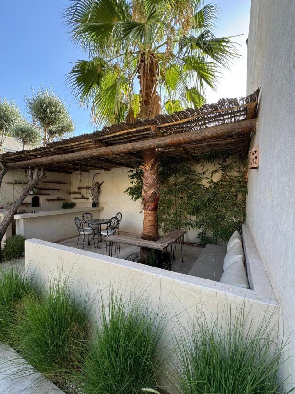 Run Marine, Elegant Private In Marrakech With Heated Pool Option Villa