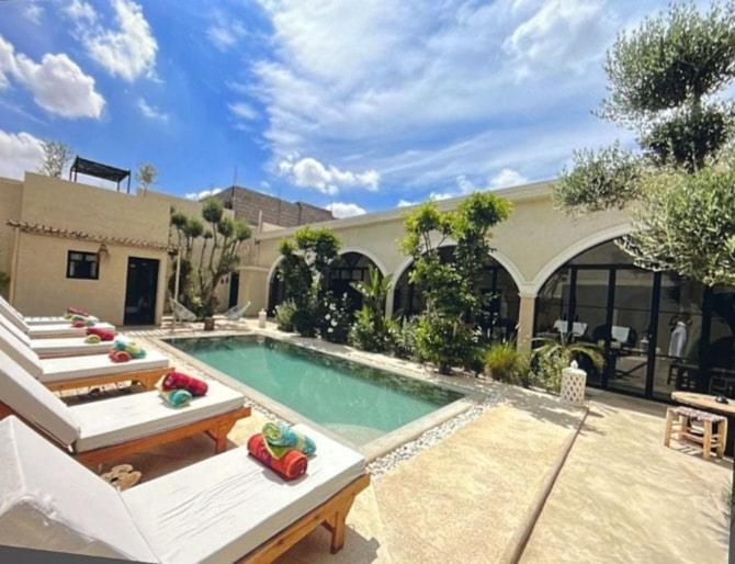 Run Marine, Elegant Private In Marrakech With Heated Pool Option *