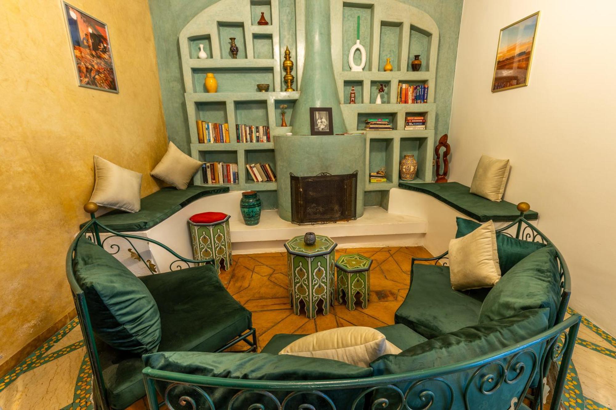 Aicha Marrakech Riad