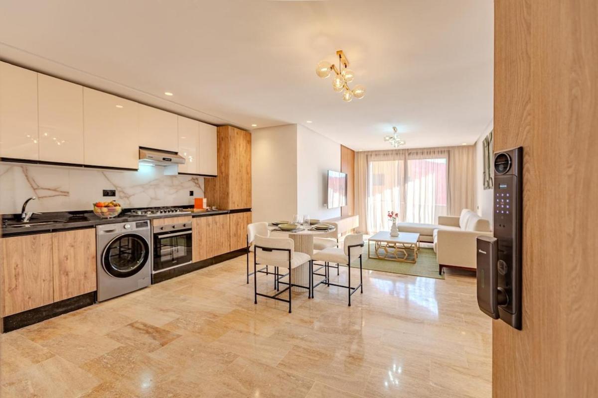 Apartment Large Elegant 2br In Gueliz