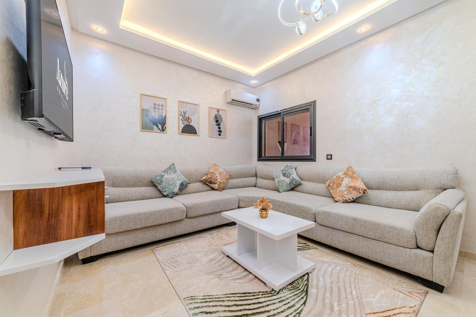 New 2 Min A M-avenue , Swimming Pool , Fibre Optique Wifi , Free Parking *