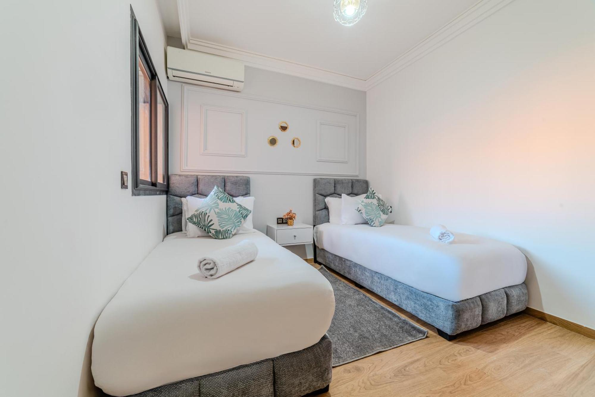New 2 Min A M-avenue , Swimming Pool , Fibre Optique Wifi , Free Parking Apartment