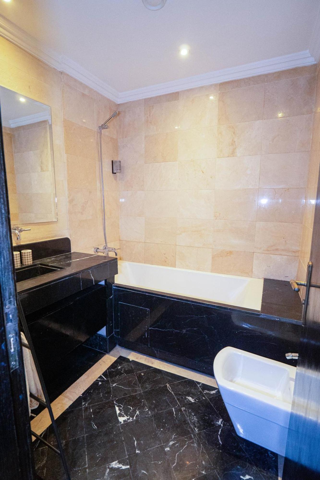 Apartment Location, Elegance, View & Comfort *