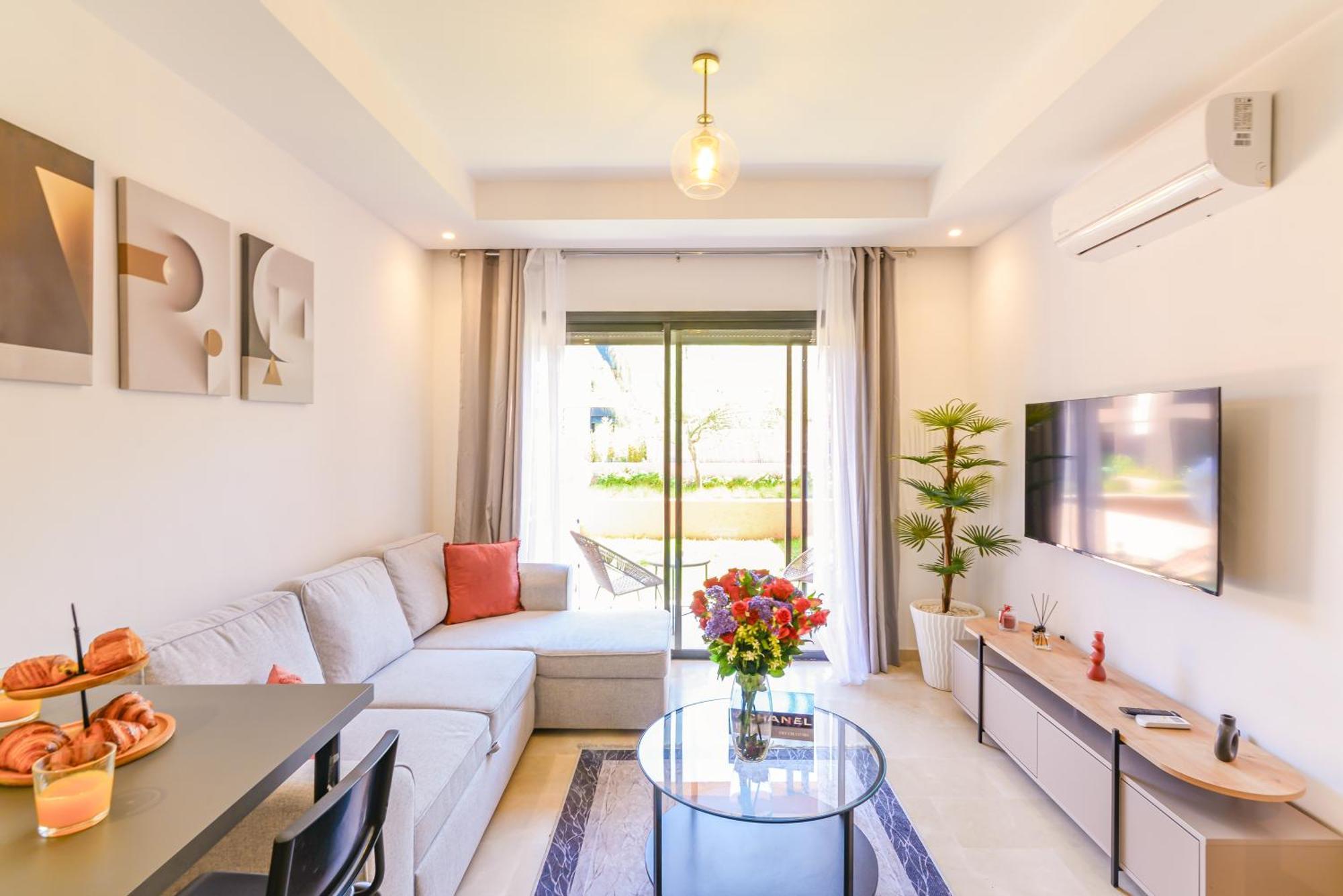 Lina Cosy - Clim, Wifi, Jardin A 10min De L'aeroport Appartement
