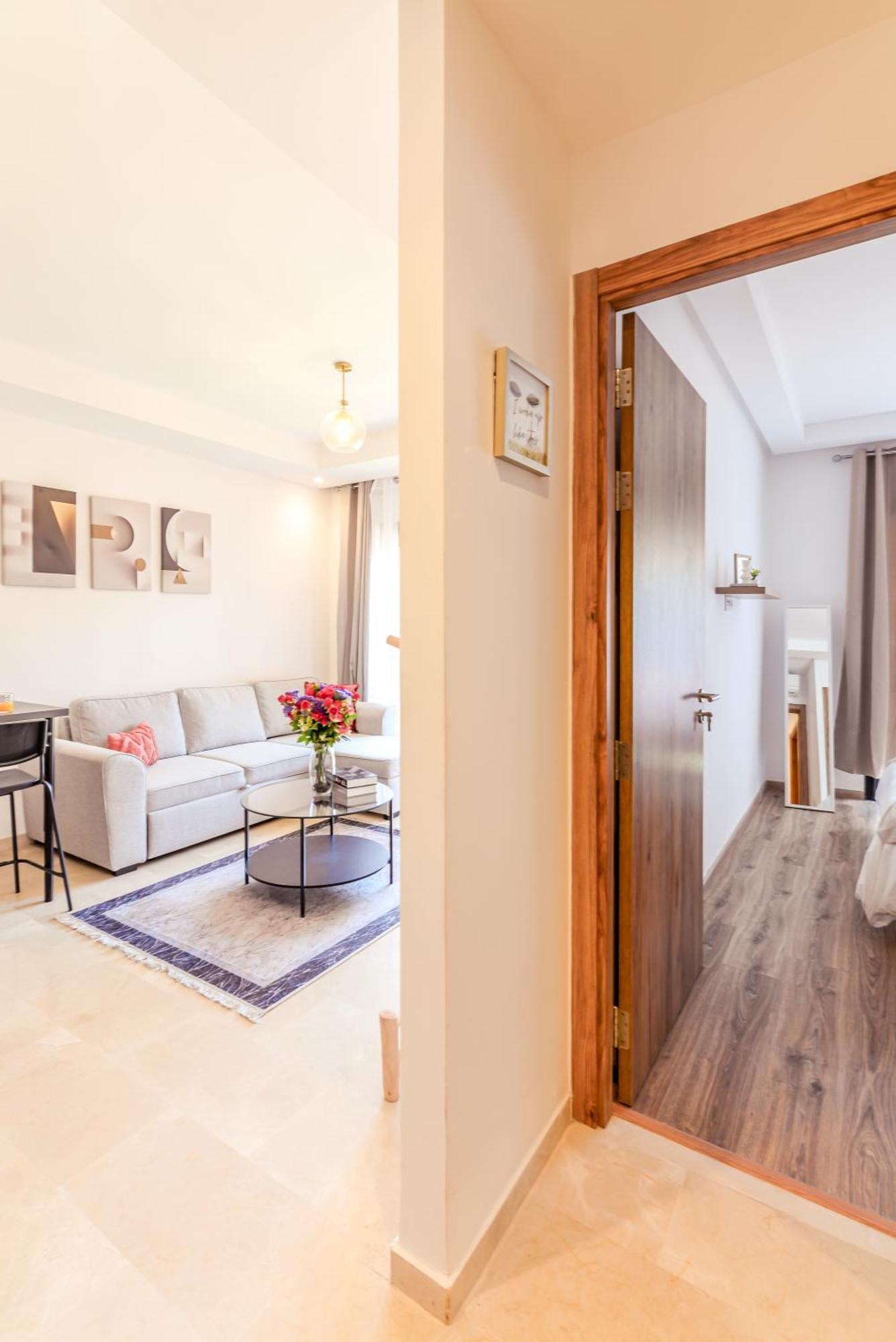 Lina Cosy - Clim, Wifi, Jardin A 10min De L'aeroport Appartement