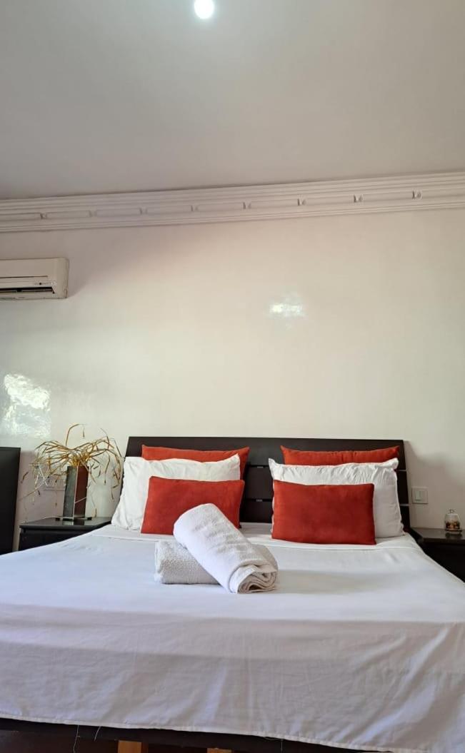 Au Centre Apartment *