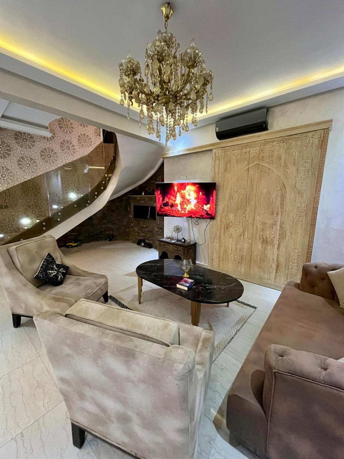 Al Nour With Pool Apartment