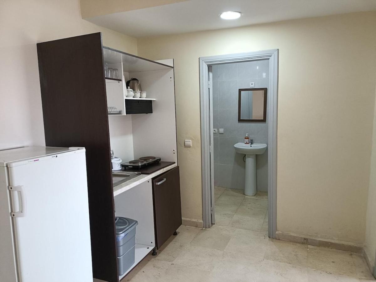 Apartment Family 32 *