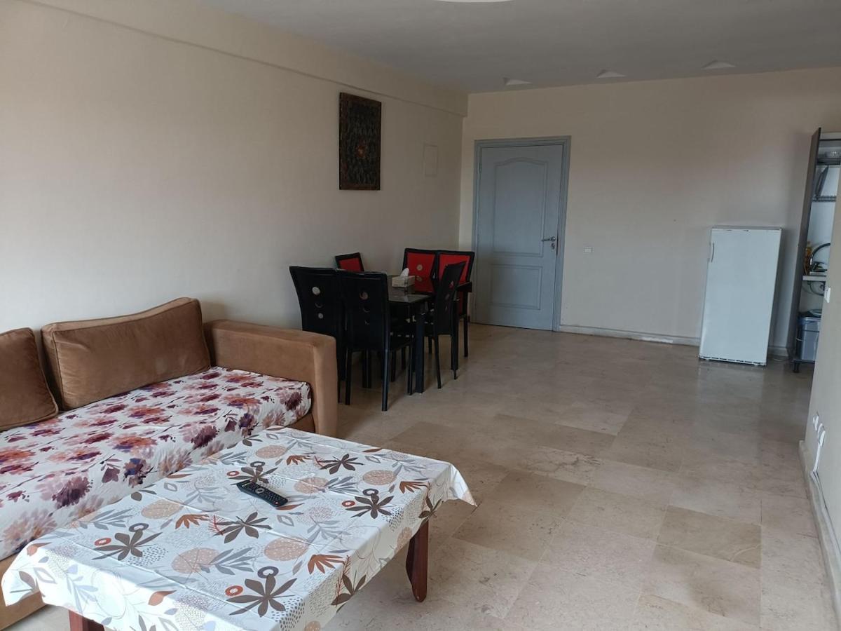 Family 32 Apartment