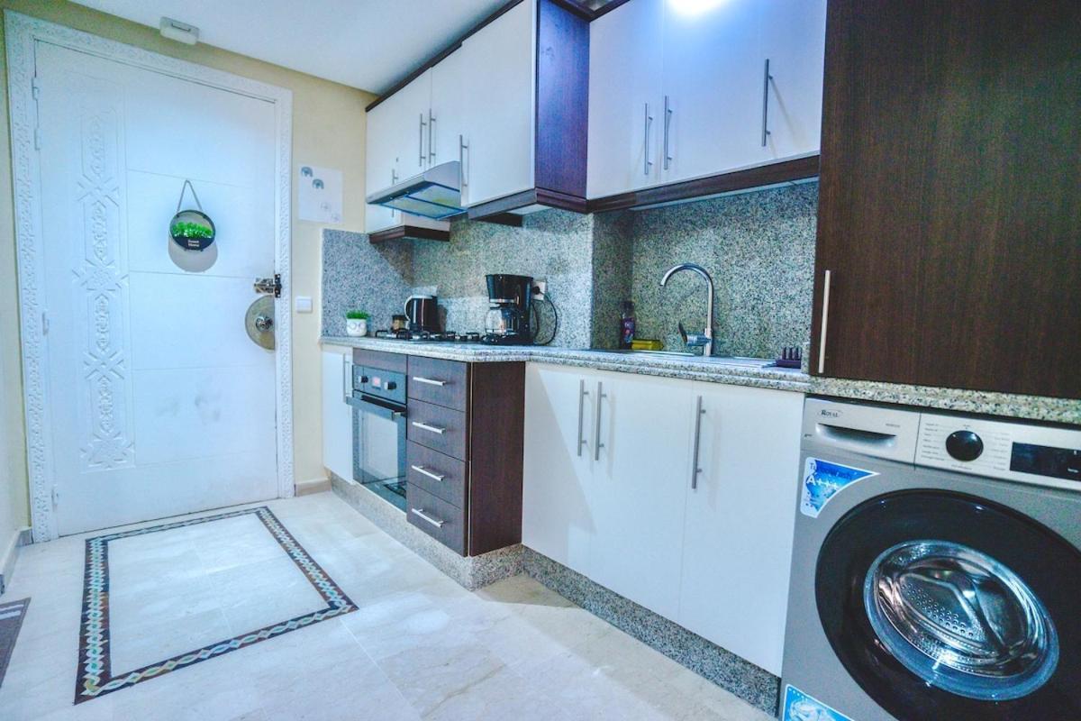 Modern With Pool In Gueliz *