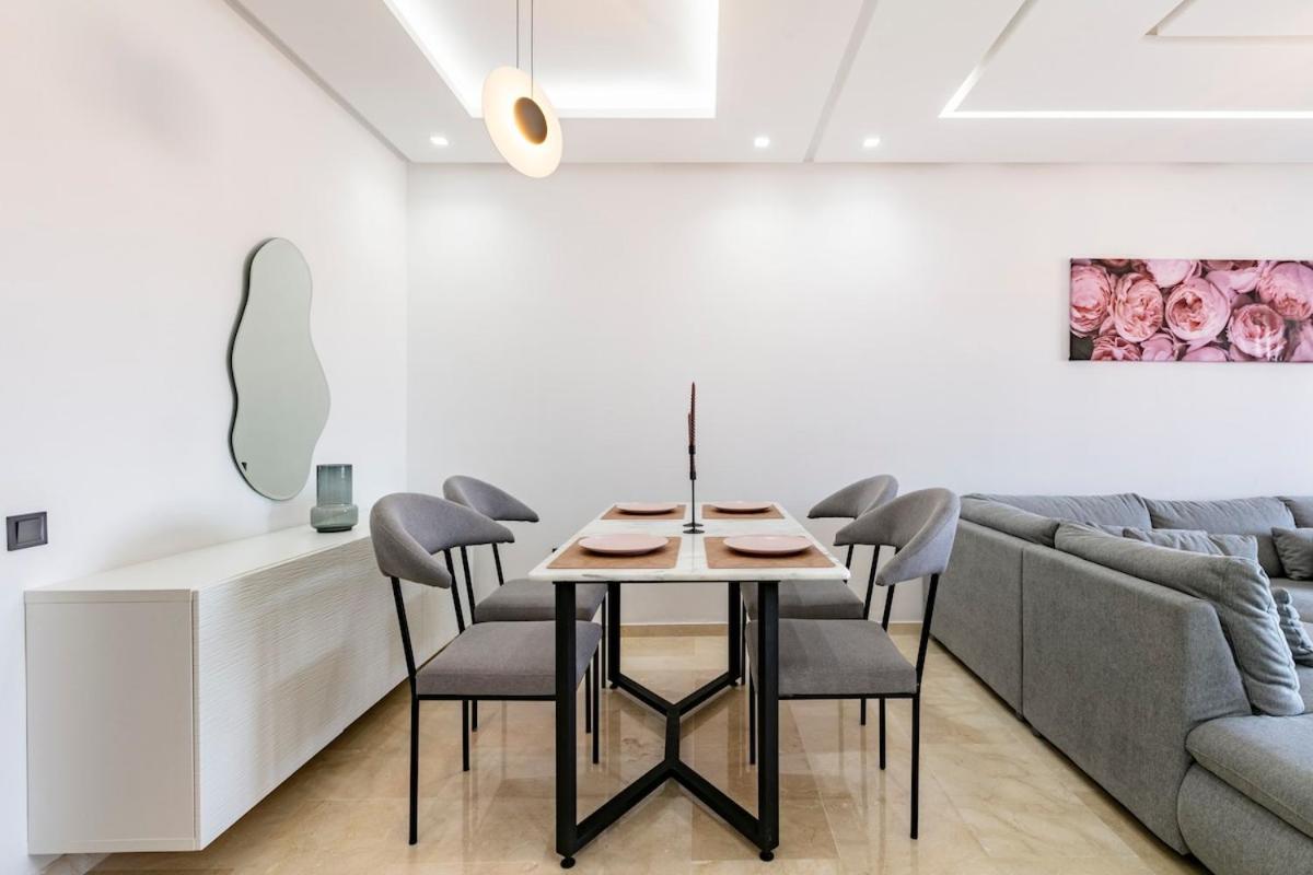 Step Into The Luxury New With A Pool ,2 Bedrooms Marrakesh