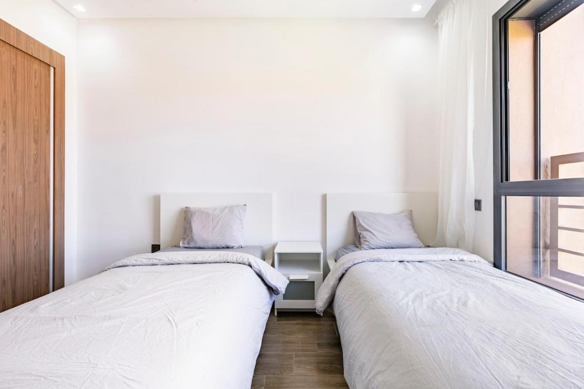 Apartment Step Into The Luxury New With A Pool ,2 Bedrooms