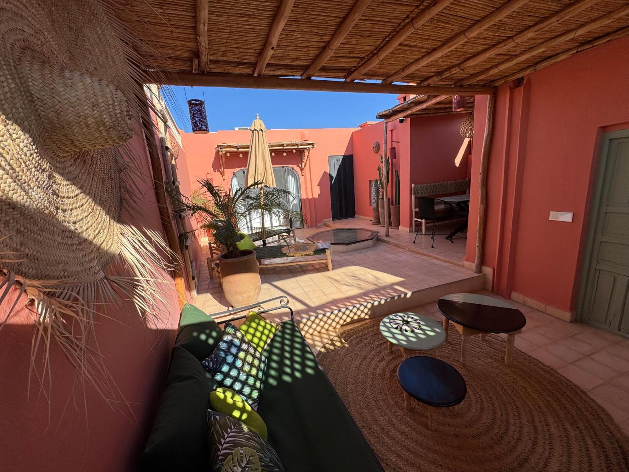 Dar Dabakech, Proche Jemma El Fna, Souk, Centre Medina, Entier De 2 A 6 Personnes Hébergement de vacances