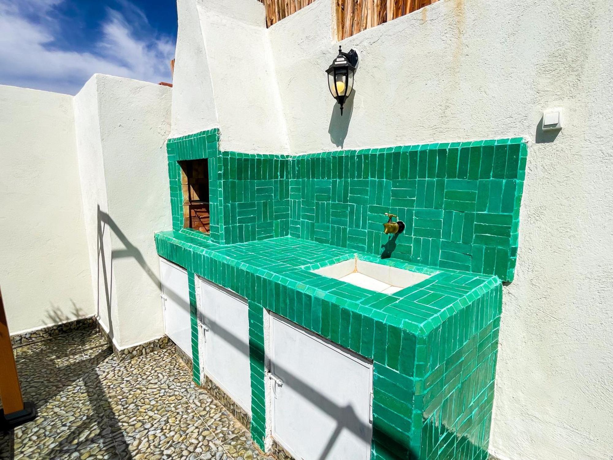 Holiday home Luxury Riad, Marrakech, Pool, Free Airport Shuttle, Dar Bassidi