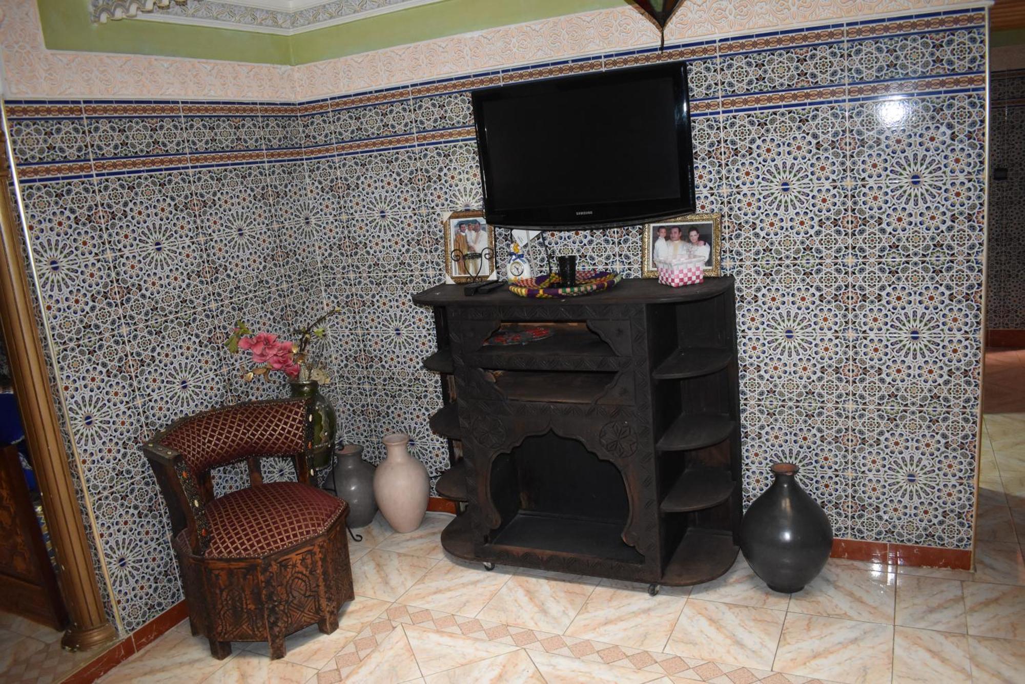 House Medina 135 *