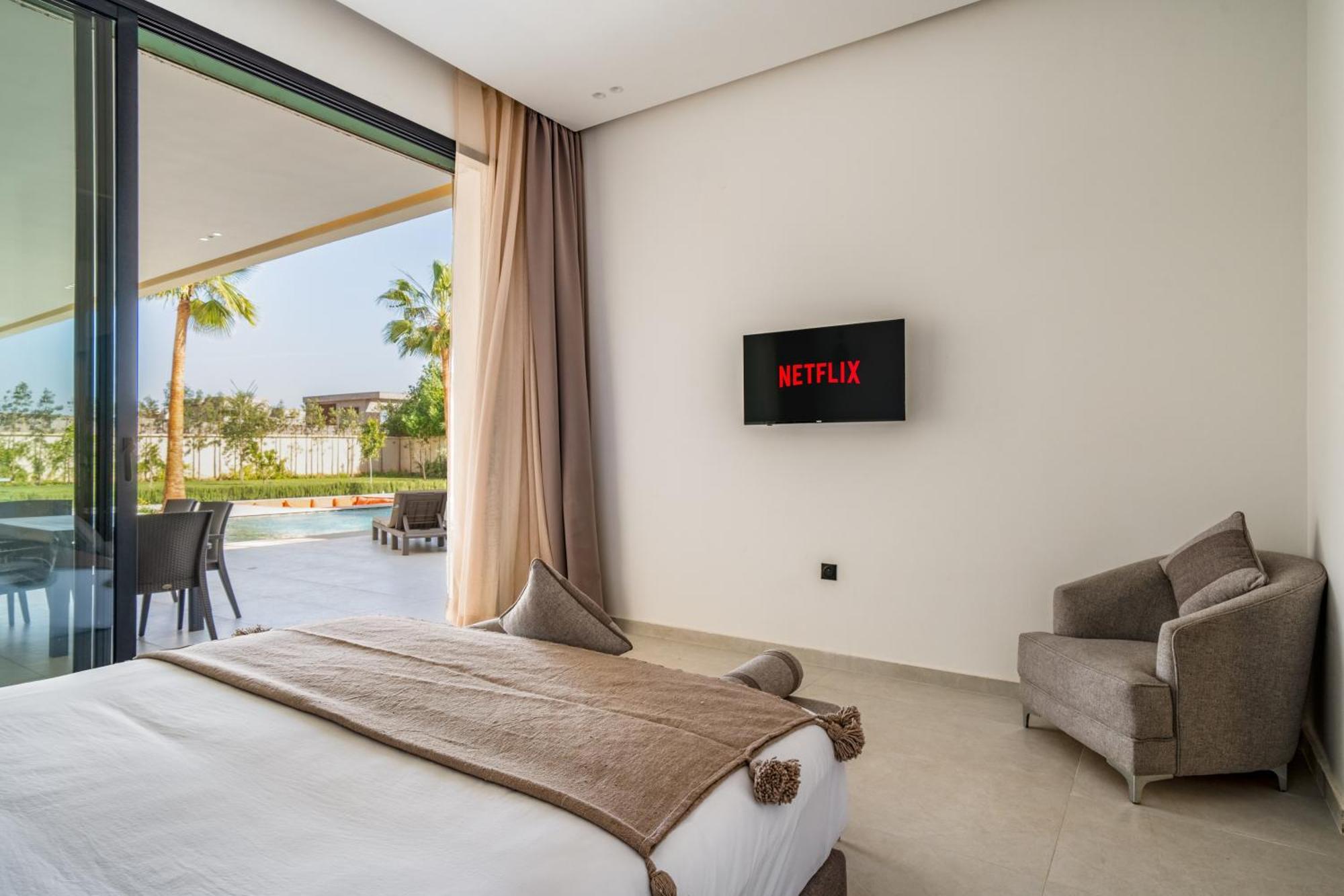 Alia - Piscine - 4 Bedroom Ba - Wifi - Parking Villa *