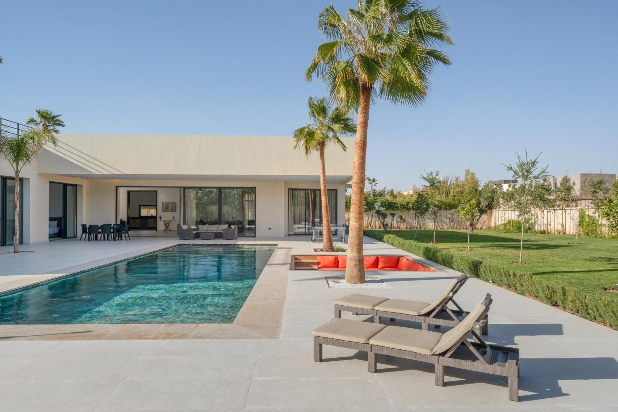 Alia - Piscine - 4 Bedroom Ba - Wifi - Parking Villa