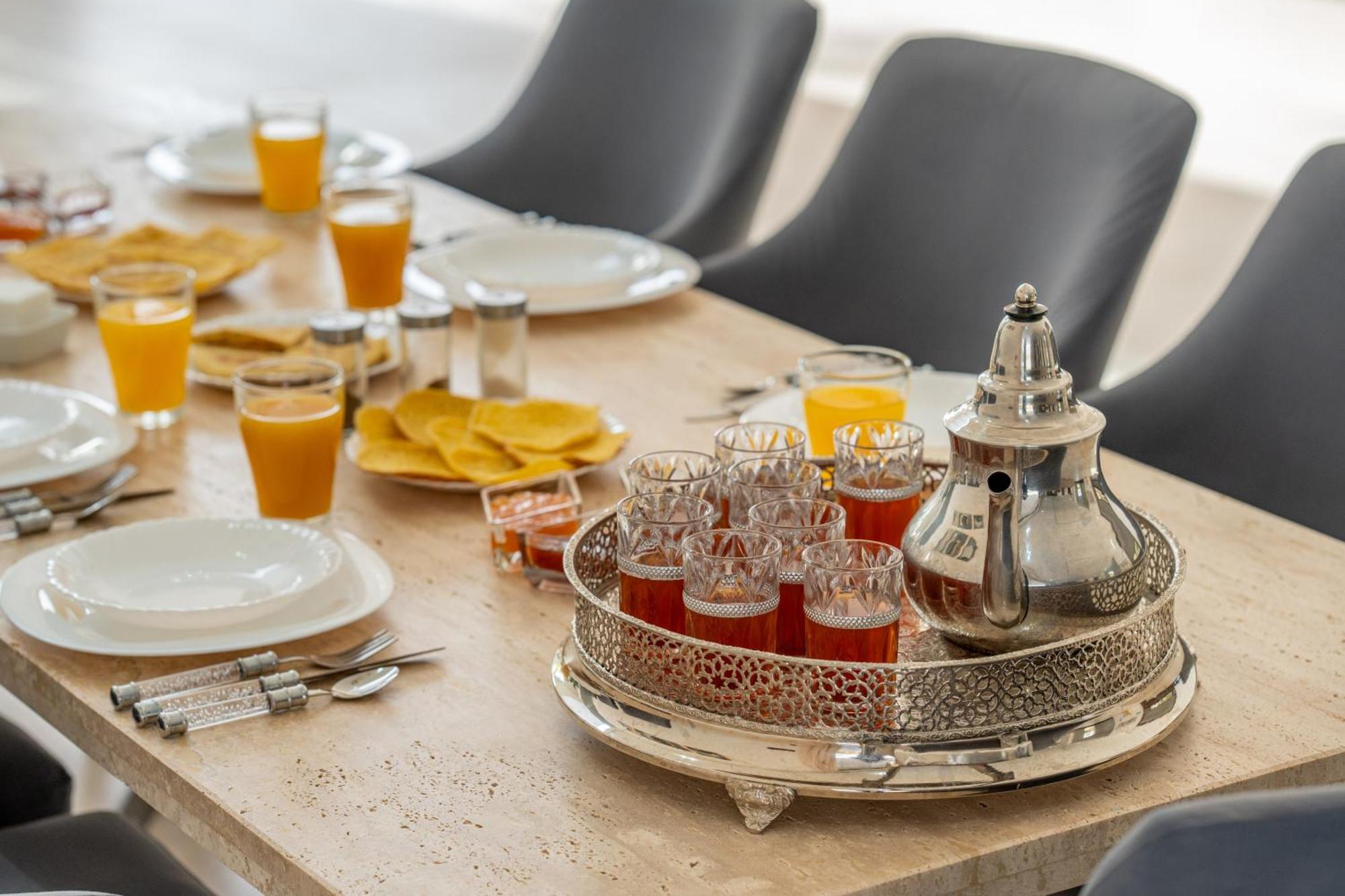 Alia - Piscine - 4 Bedroom Ba - Wifi - Parking * Marrakesh