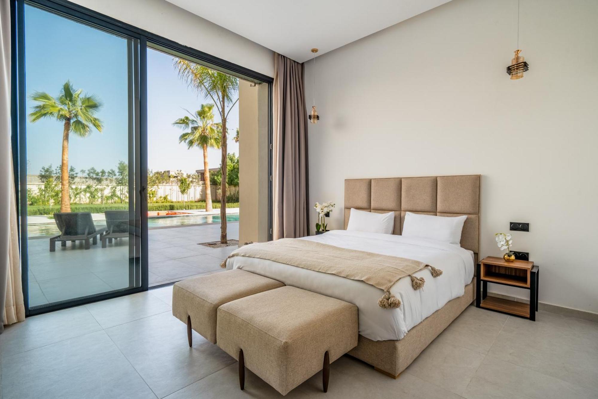 Alia - Piscine - 4 Bedroom Ba - Wifi - Parking Villa