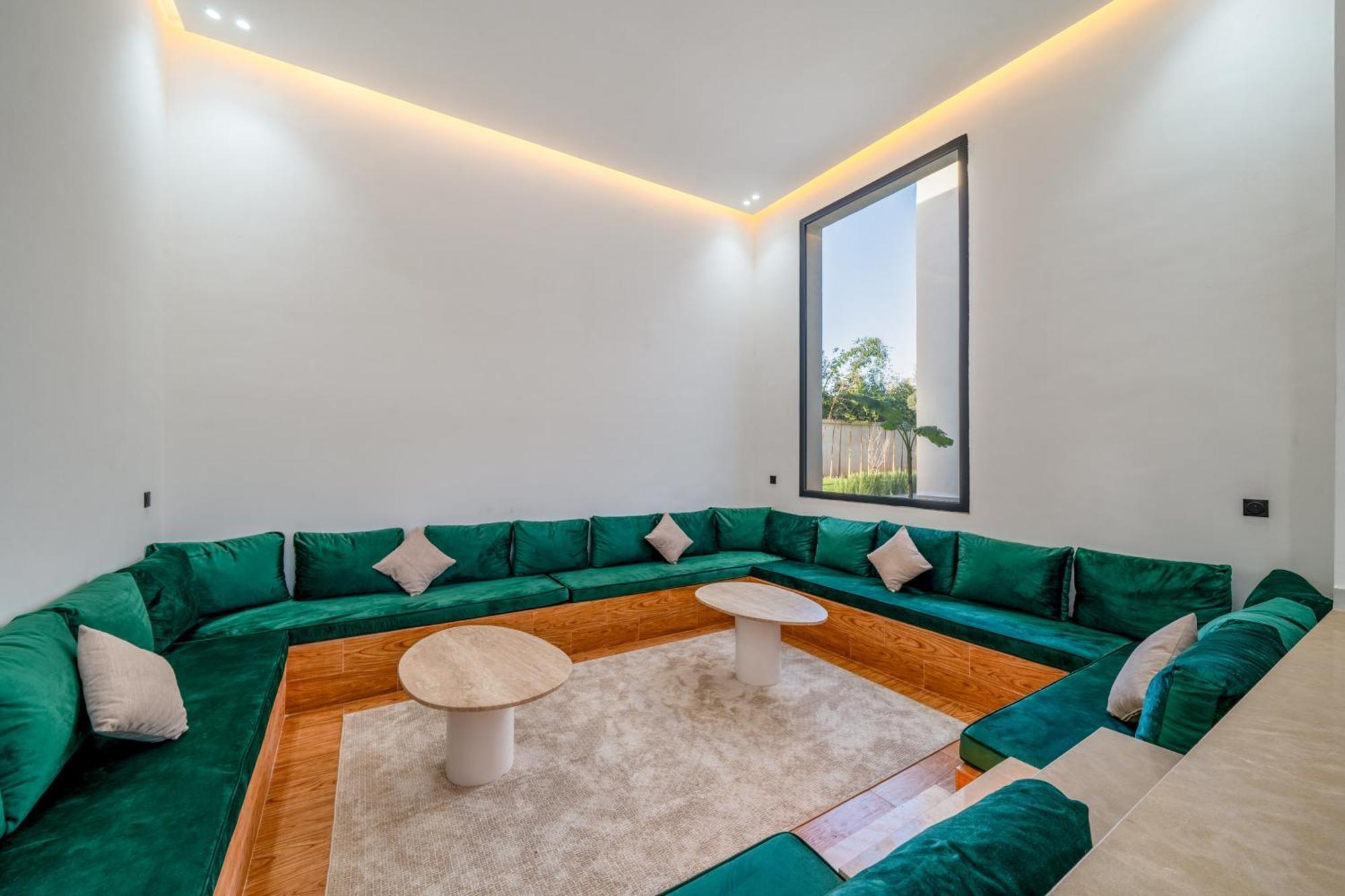 Alia - Piscine - 4 Bedroom Ba - Wifi - Parking Villa *