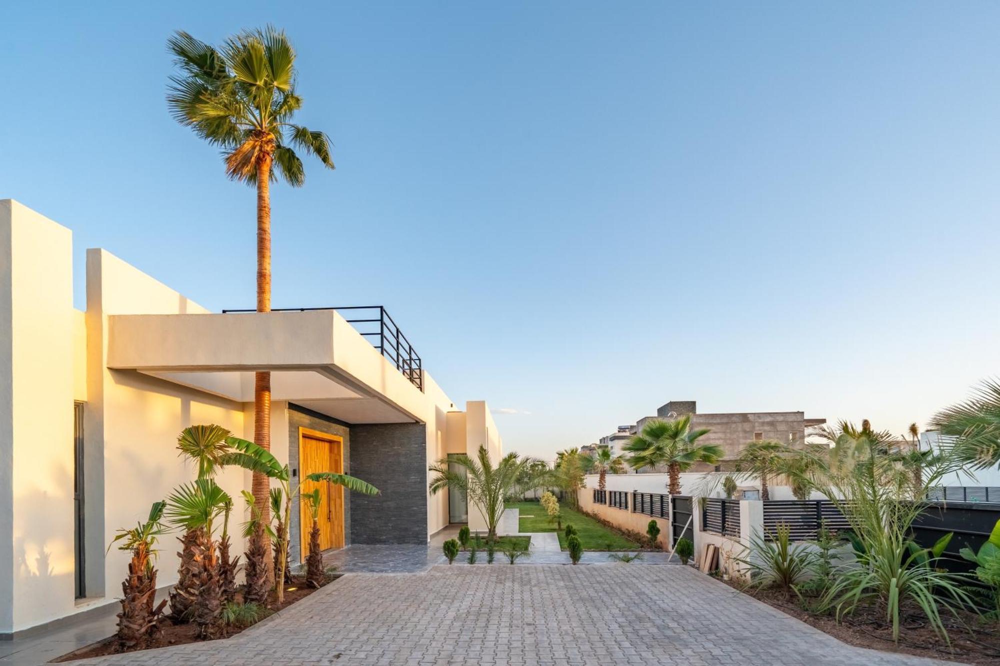 Alia - Piscine - 4 Bedroom Ba - Wifi - Parking