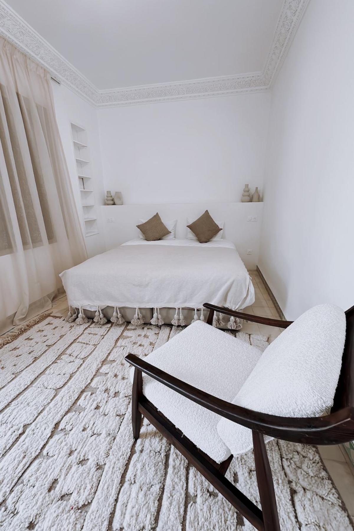 Riad Solila, 4 Suites King Size, Menage Et Breakfast Inclus * Marrakesh