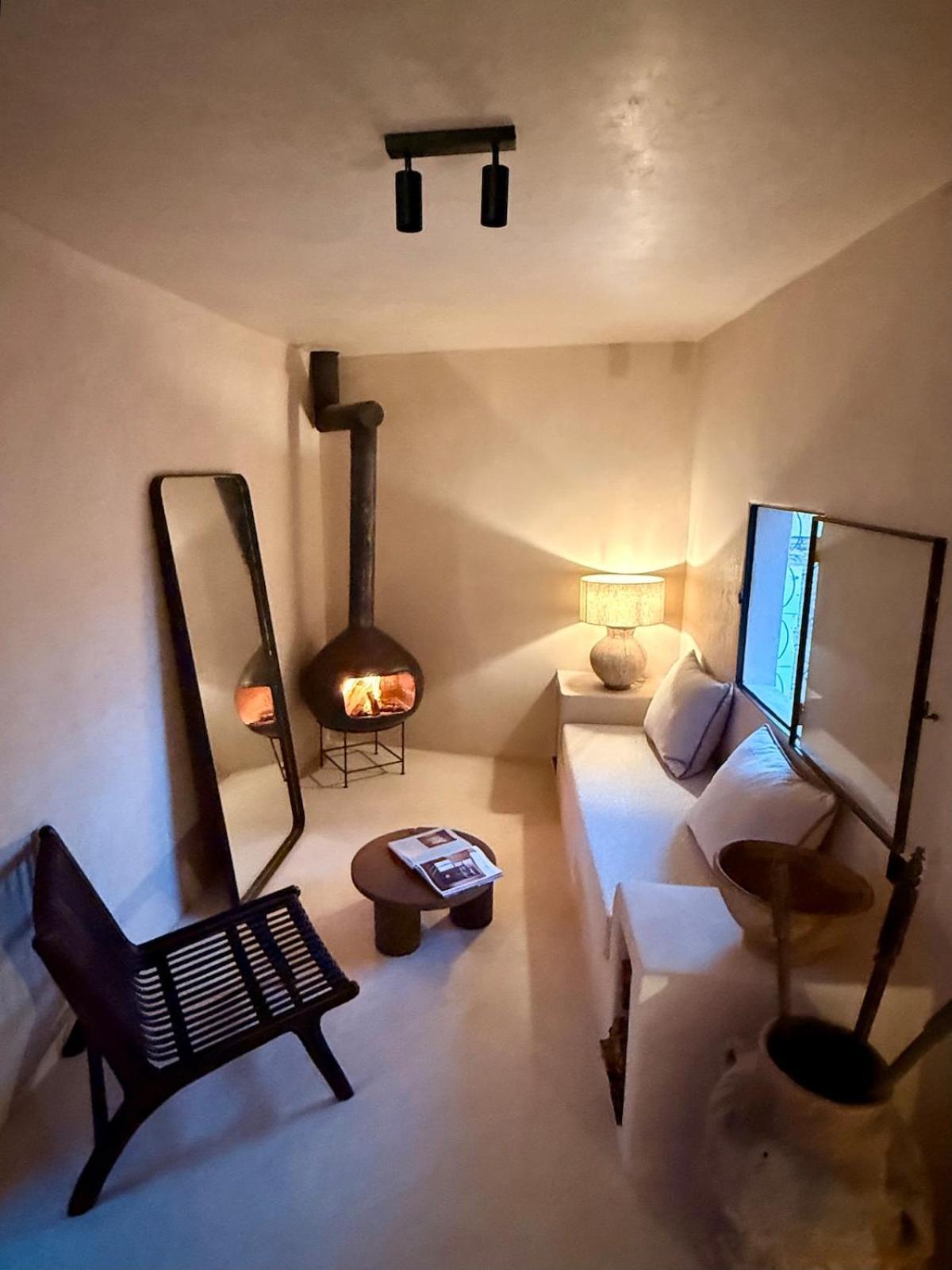 La Clique Magique Riad *