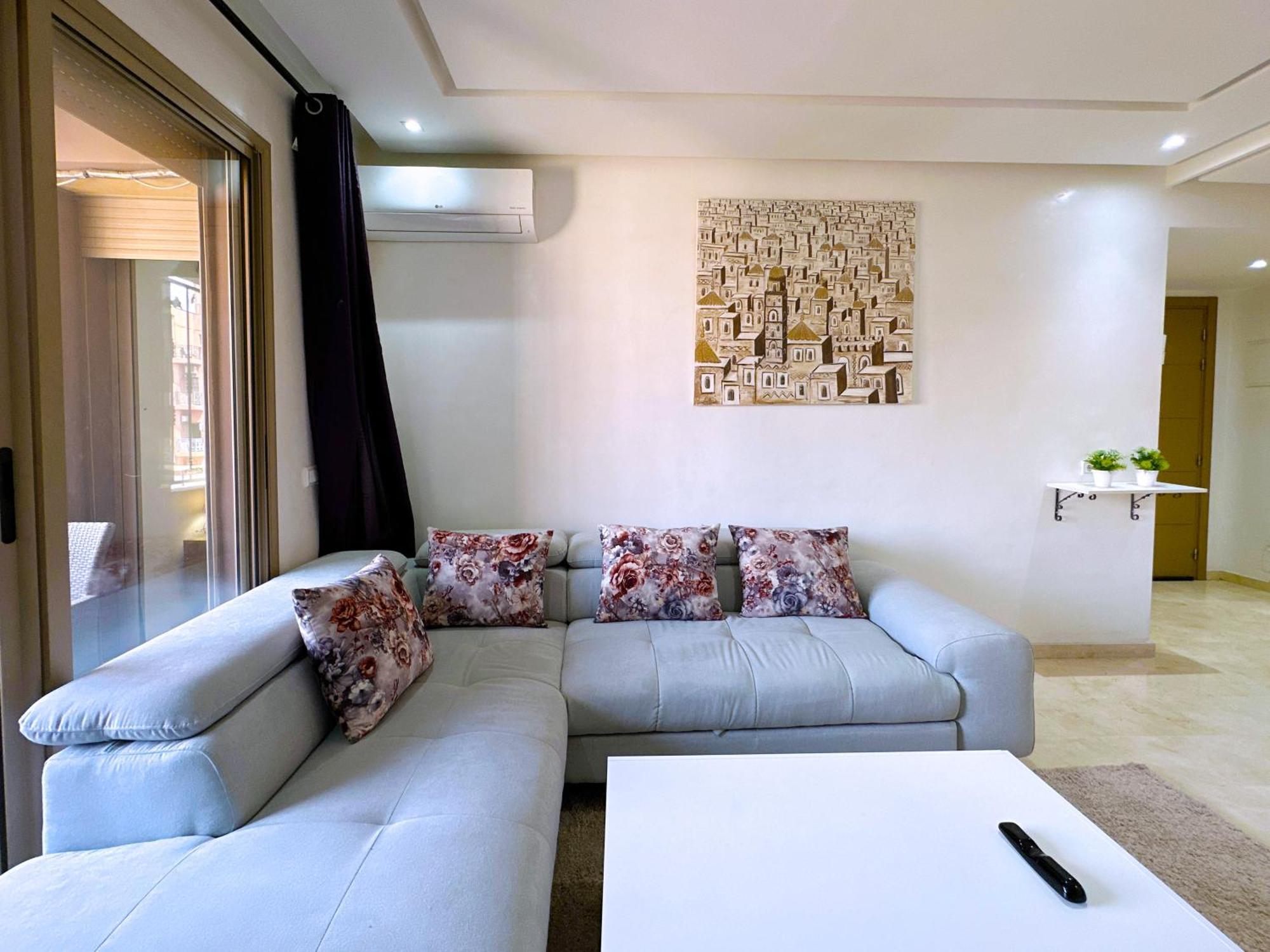 Cosy Hyper Centre Bd Hassan 2 *