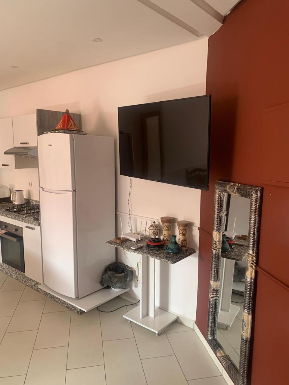 Apartment Lumineux Pour Location Journaliere