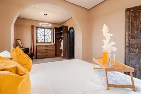 Villa A Marrakech With Warm Pool *