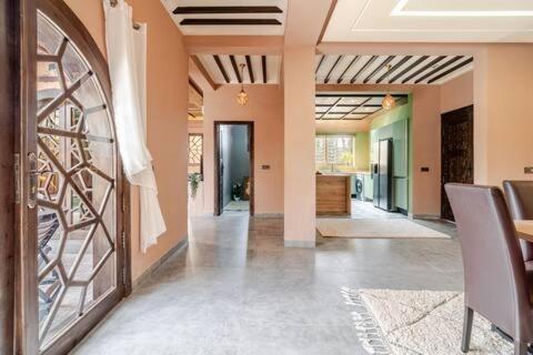 A Marrakech With Warm Pool Marrakesh