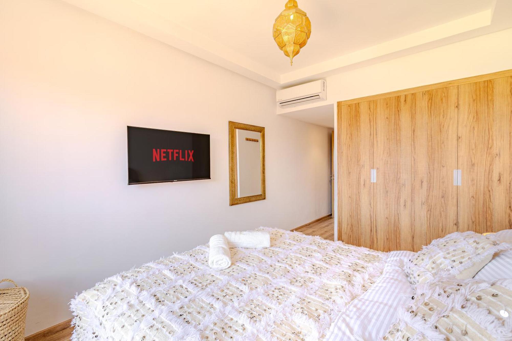 Evasion A Noria - Vue Piscine Et Charme Local Apartment