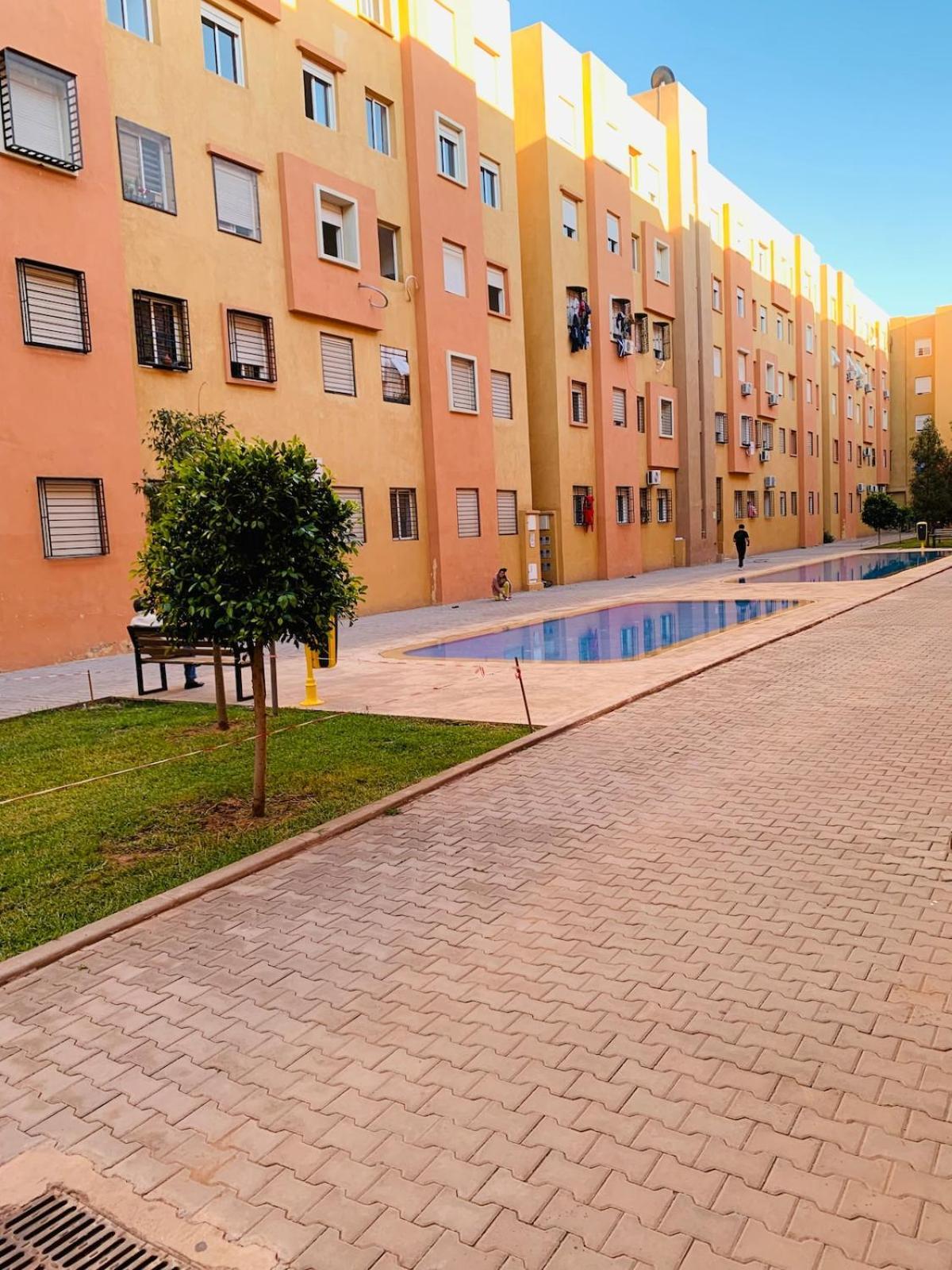 With Pool Apartment *