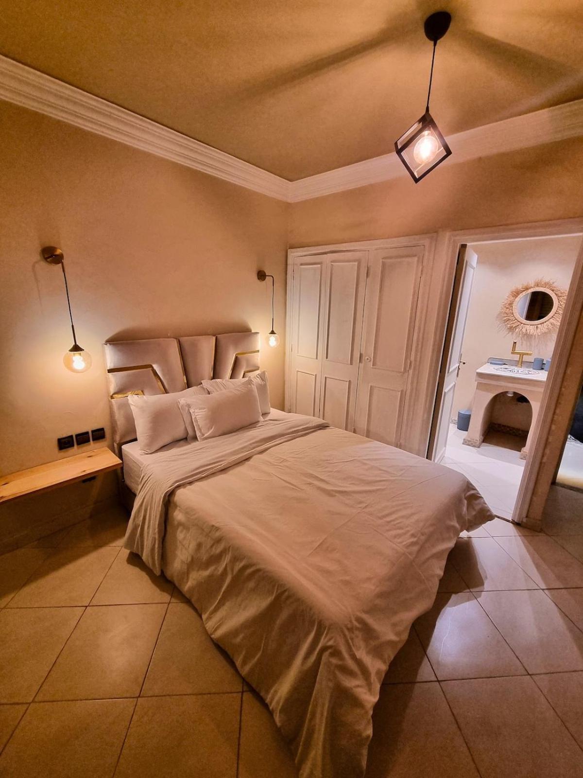Stylish Duplex 3bedroom 2living In Center Marrakesh