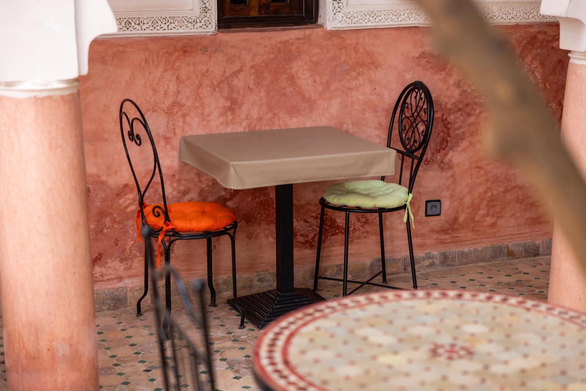 Riad Davina