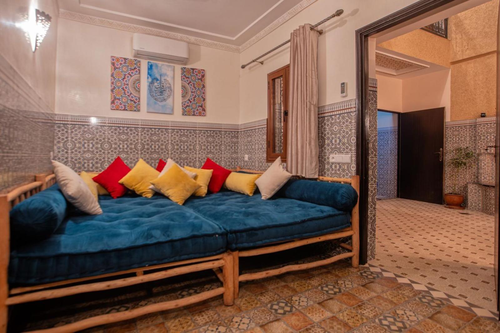 Casa de férias Private 3ch Salon, Terrasse Avec Jacuzzi , A Jemaa El Fna *