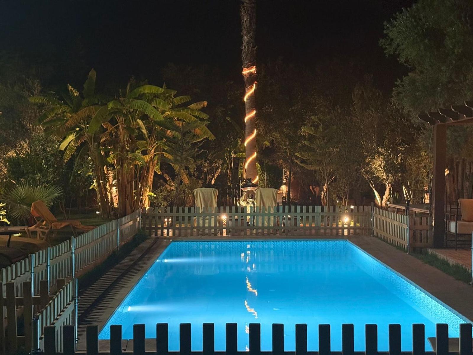 Ilafe Farmhouse, Avec Piscine Chauffee Privee Et Jacuzzi Pour Familles Pousada *