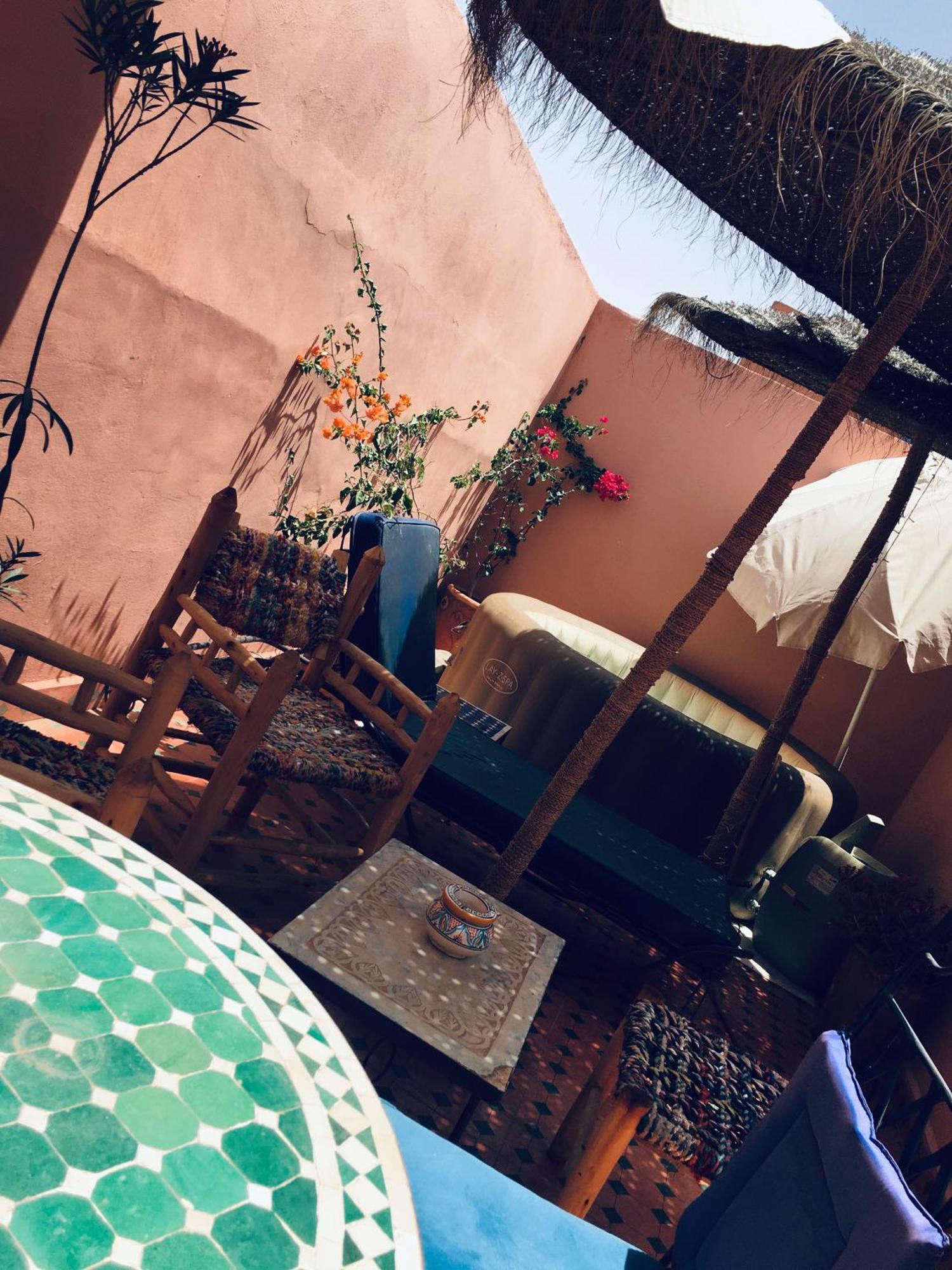 Anisse Guest house